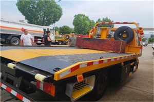 花垣附近拖车电话号码服务